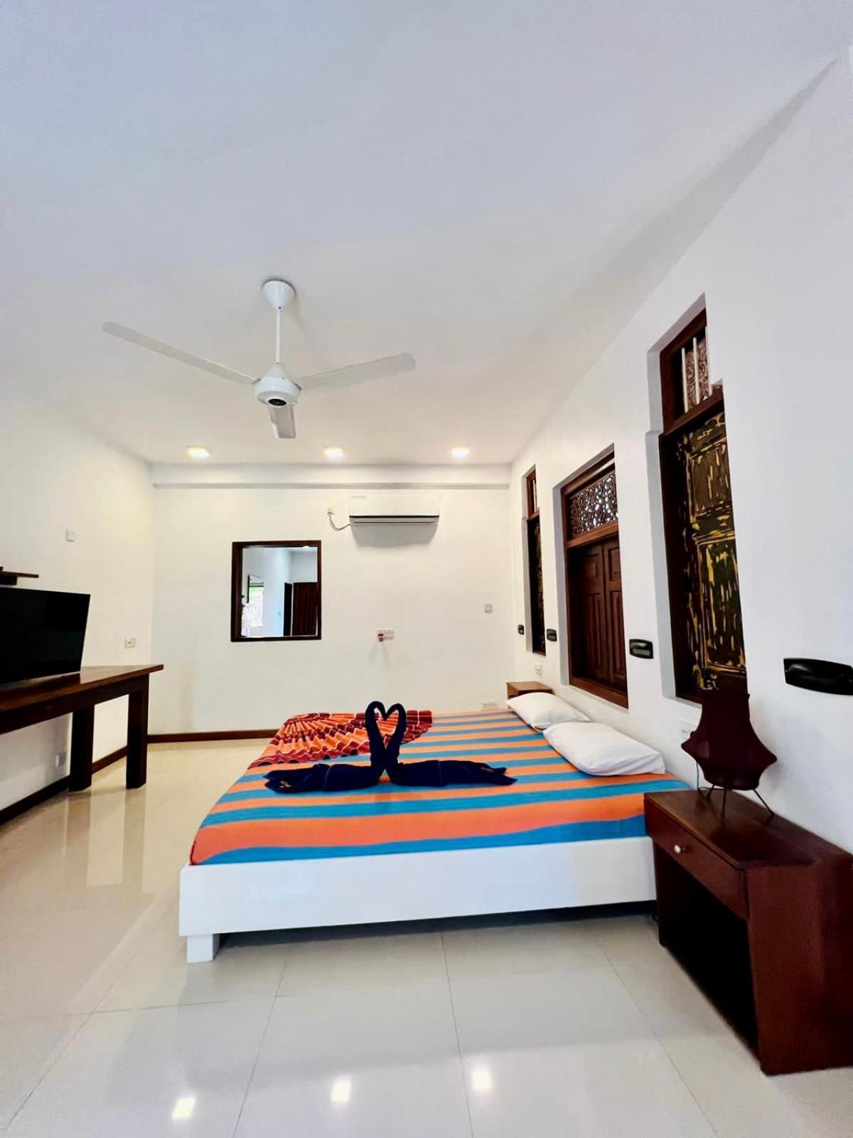 Gomez Place Negombo Exterior foto