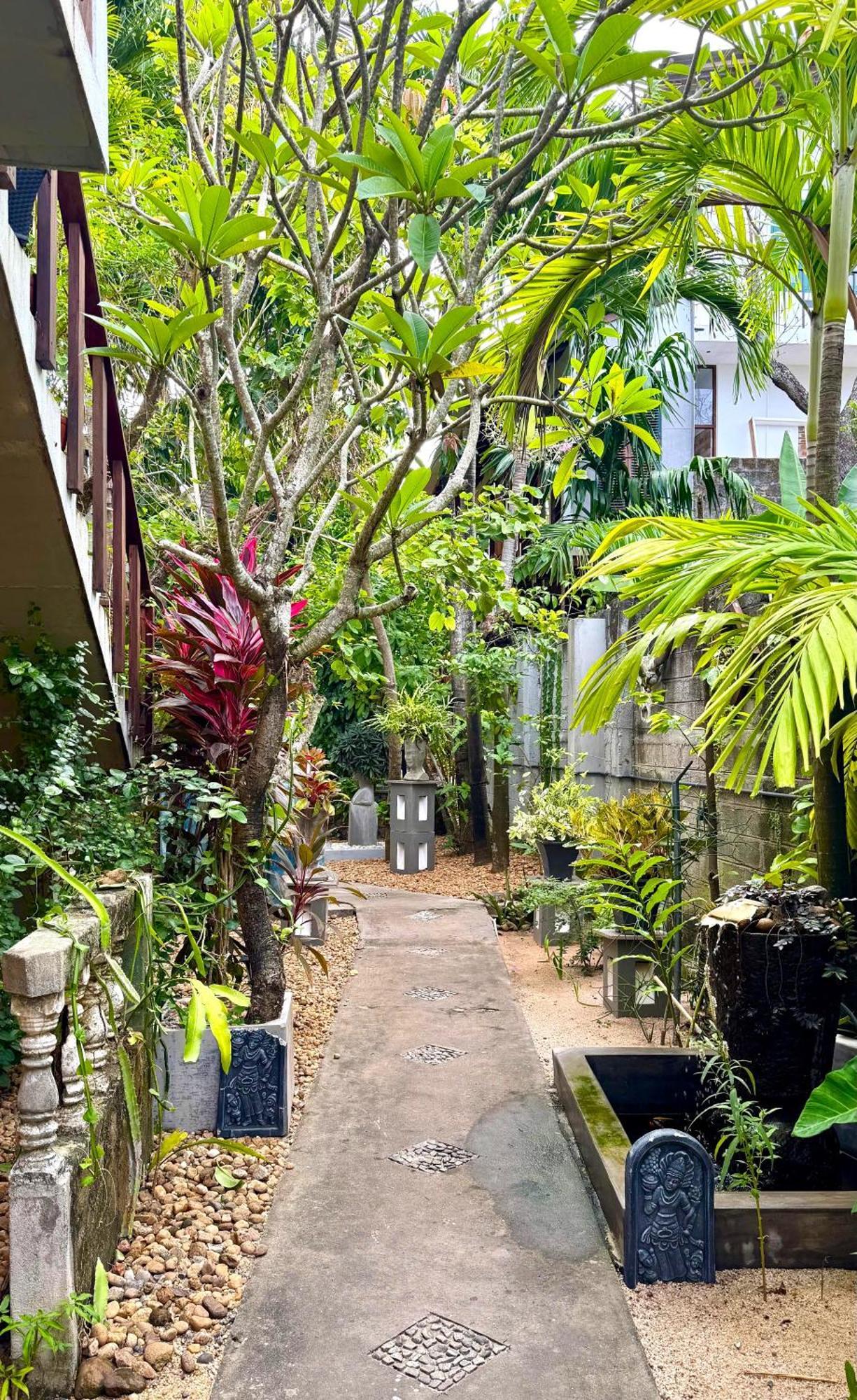 Gomez Place Negombo Exterior foto