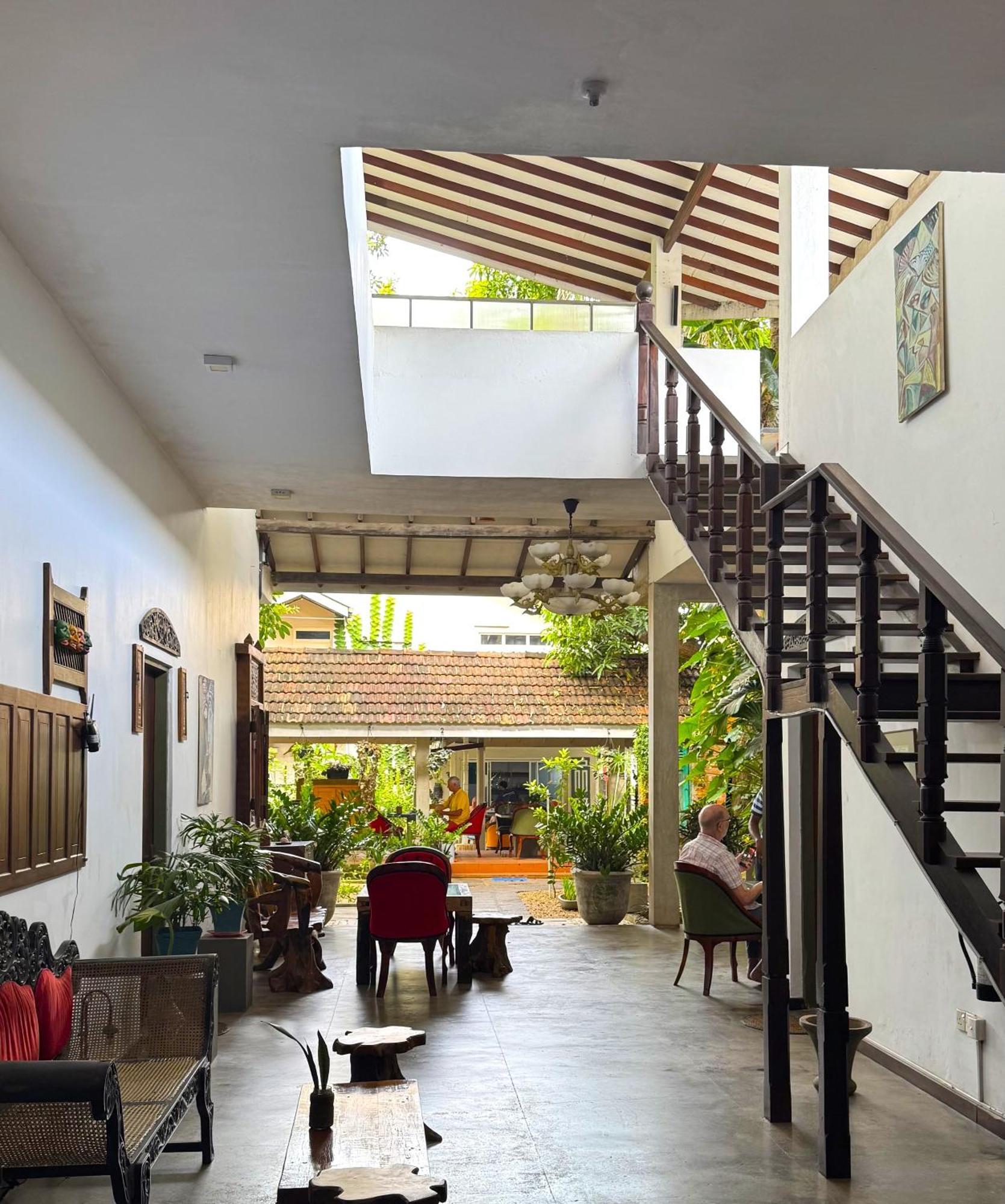 Gomez Place Negombo Exterior foto