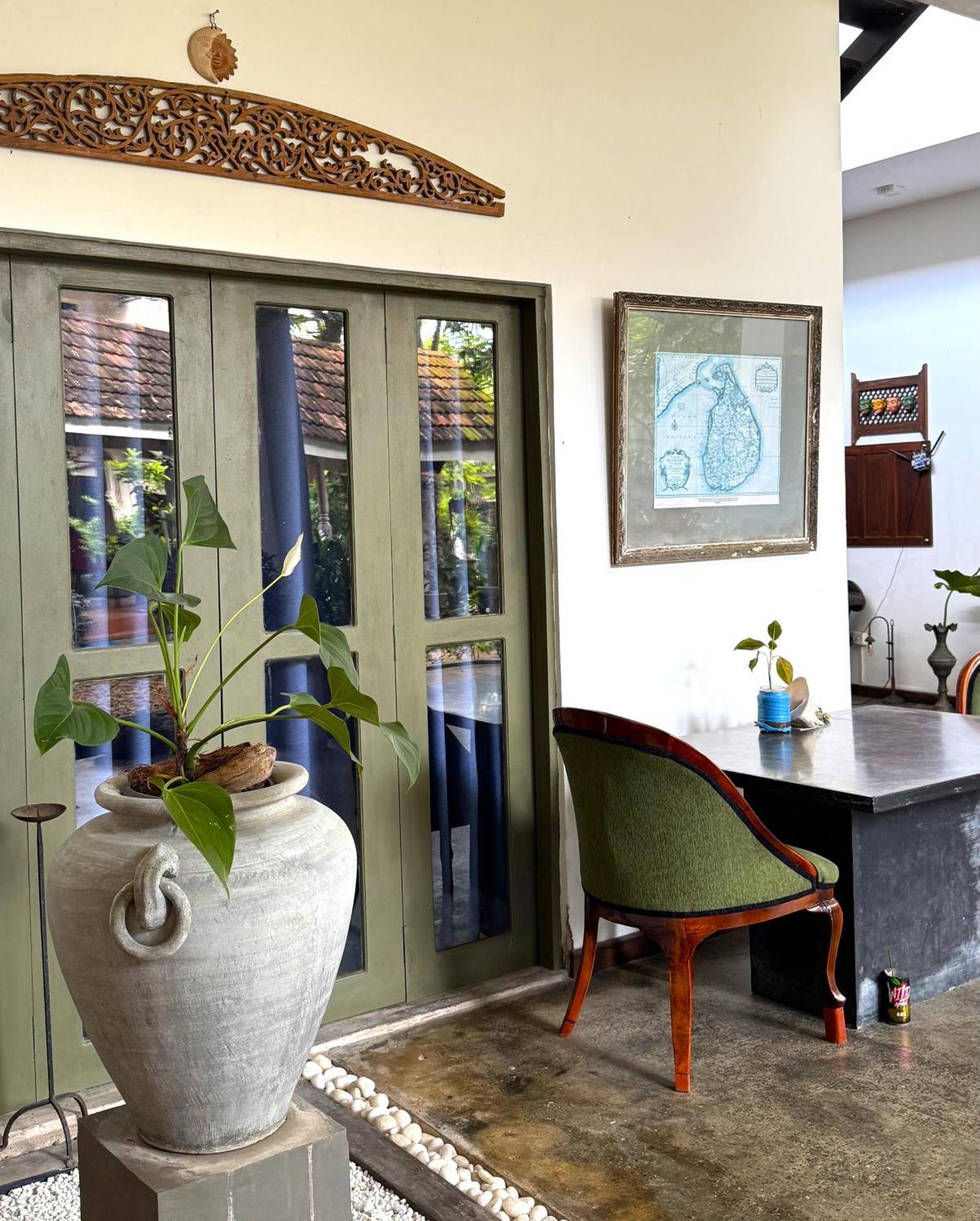 Gomez Place Negombo Exterior foto