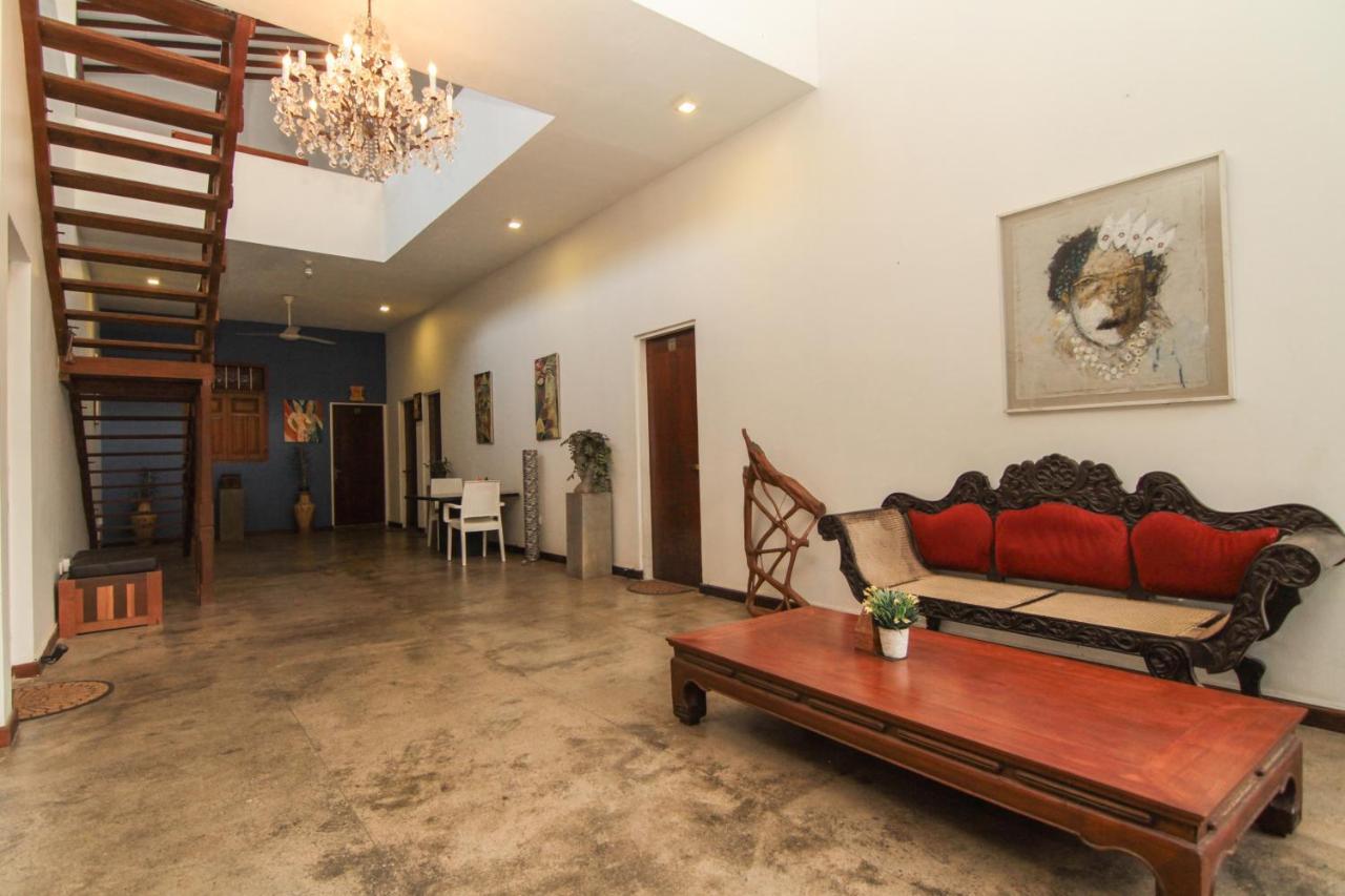 Gomez Place Negombo Exterior foto