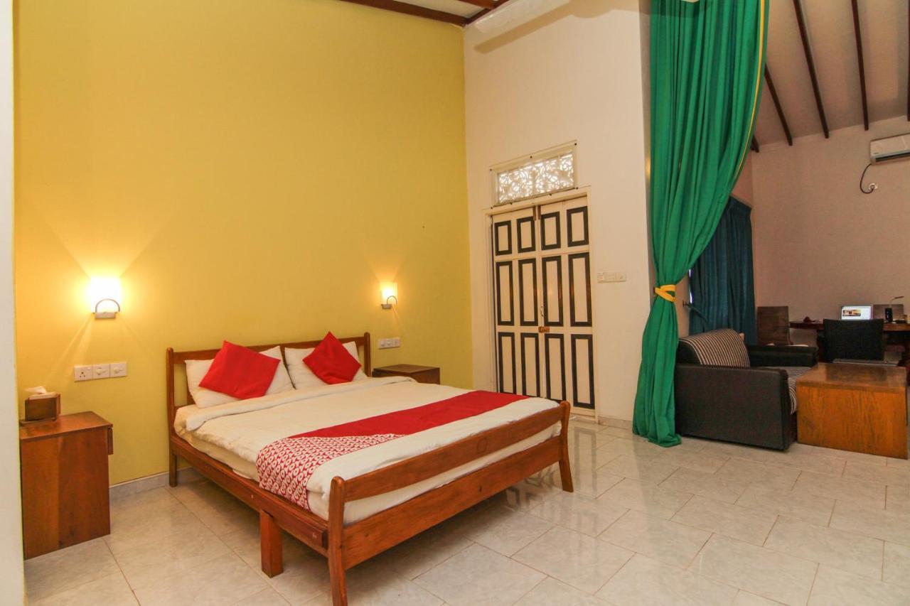 Gomez Place Negombo Exterior foto