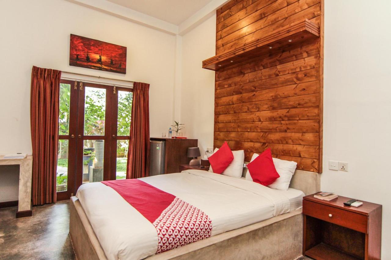 Gomez Place Negombo Exterior foto