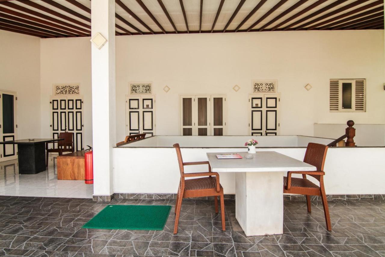 Gomez Place Negombo Exterior foto