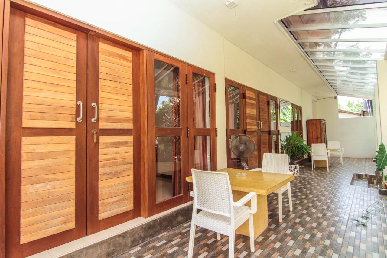 Gomez Place Negombo Exterior foto