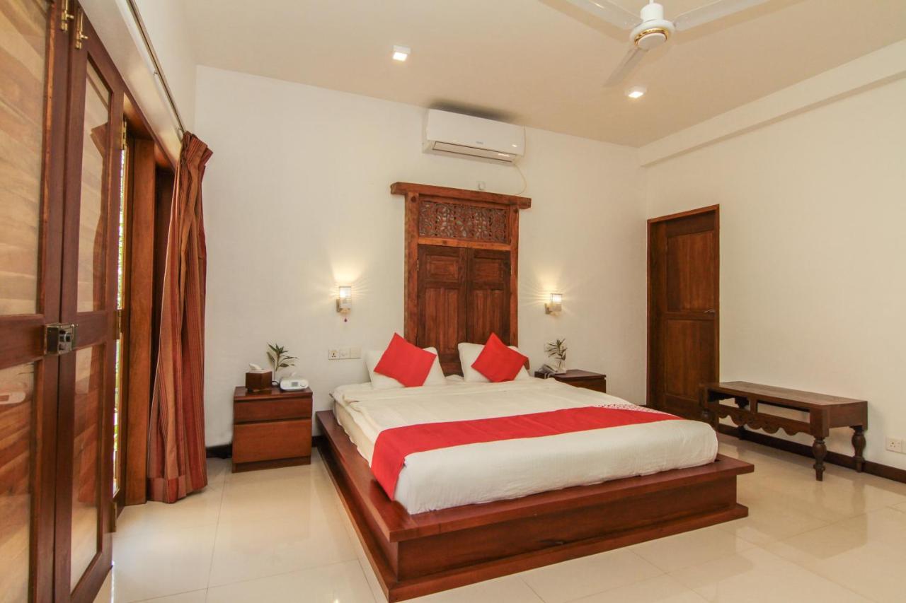 Gomez Place Negombo Exterior foto